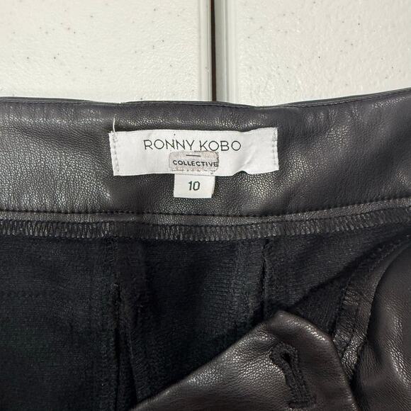 Ronny Kobo Wide Leg Cargo Pants faux leather black  size 10 - Picture 4 of 10